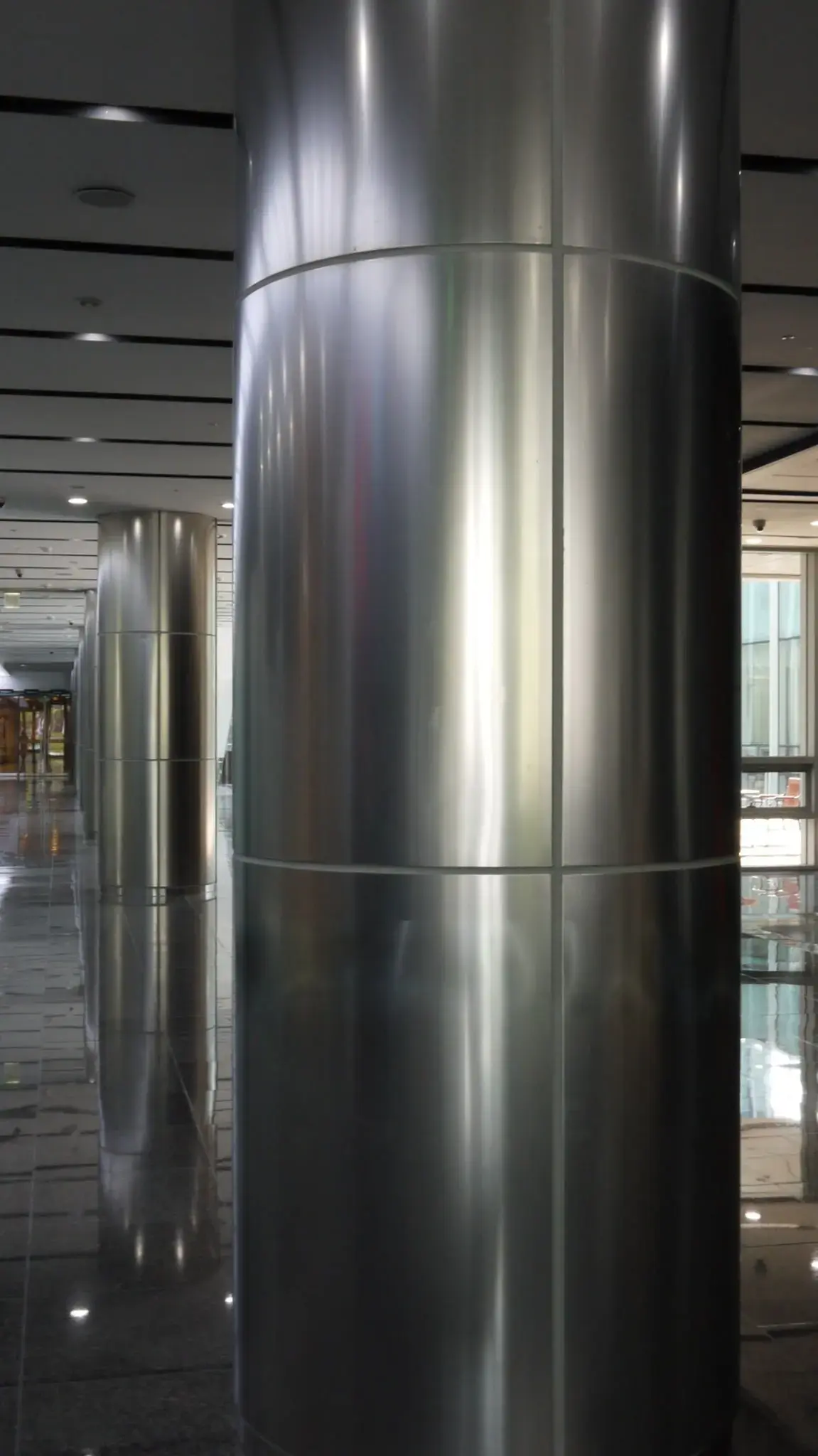 Signature finishes and laser-cut stainless artistry.